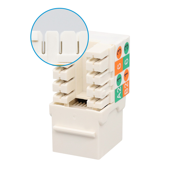 Conector trapezoidal perforado de 90 grados sin blindaje CAT6