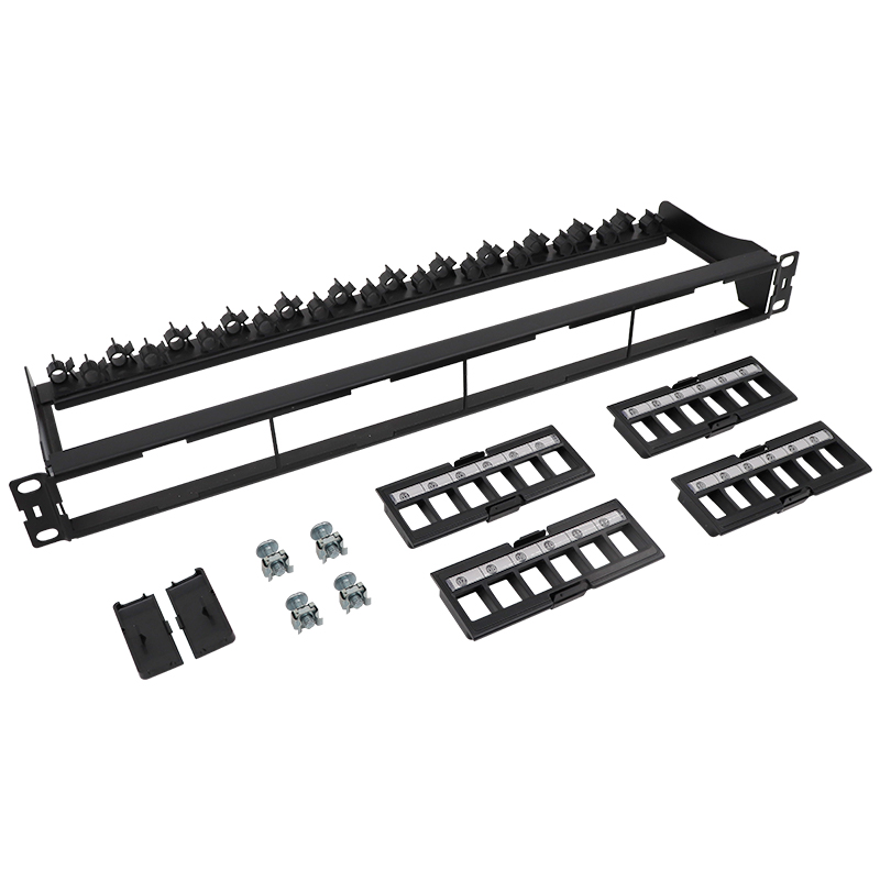 Panel de conexión en blanco UTP de 19'' 1U y 24 puertos desmontable 4×6